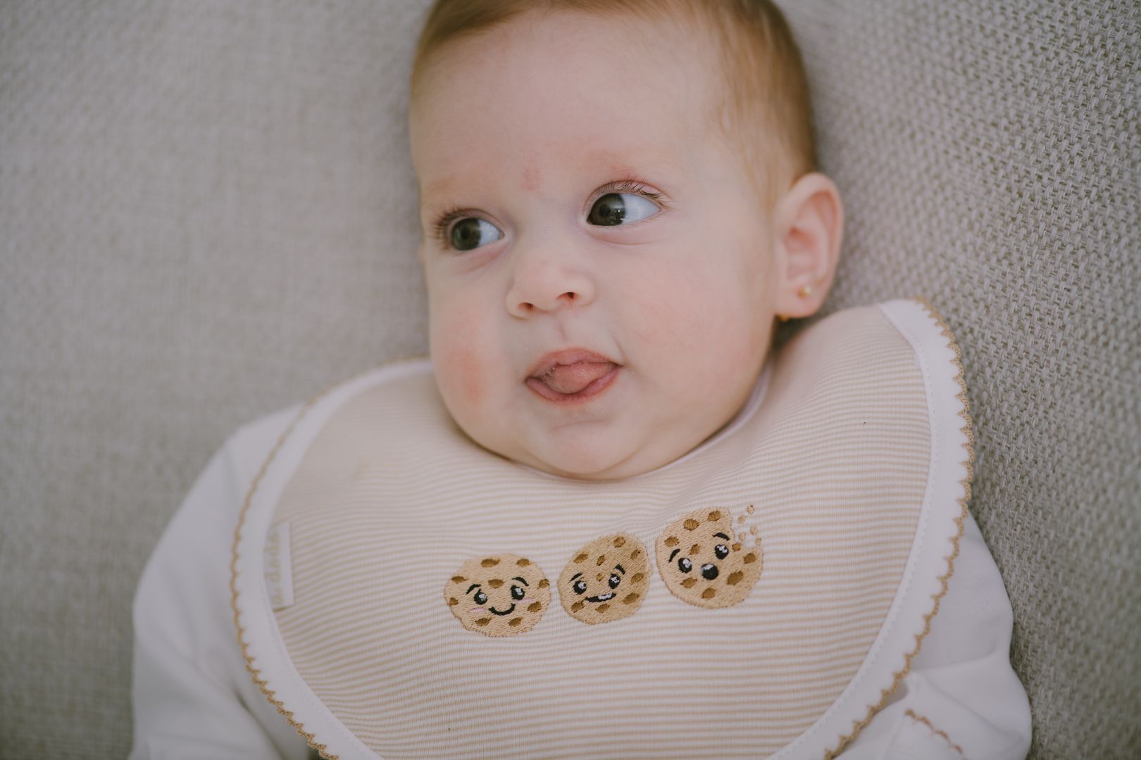 Cookies Bib - Beige Stripes